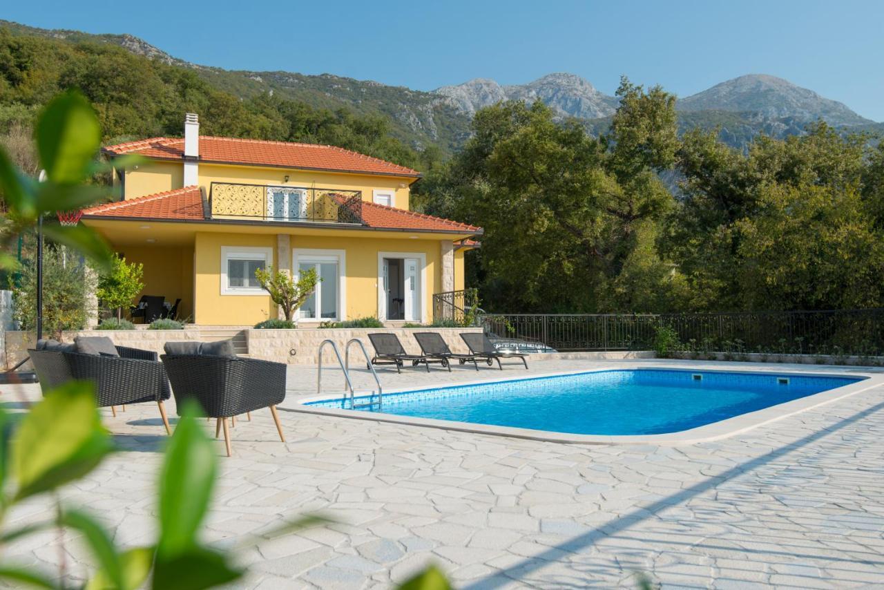 Villa Belle Air Herceg Novi Buitenkant foto